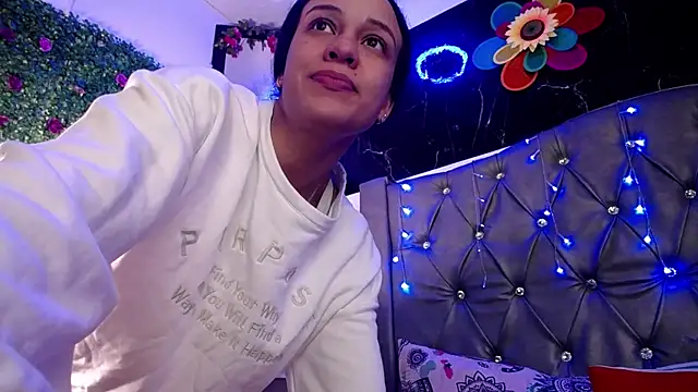 LAILAGUMMY online show from March 2025 06:06:02 PM