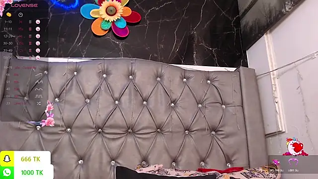 LAILAGUMMY online show from May 2026 02:37:02 PM