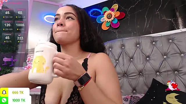 LAILAGUMMY online show from March 2026 04:51:02 PM