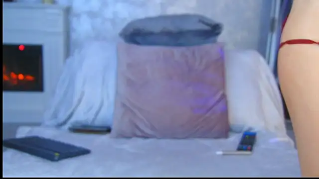 Michelle90u online show from November 2025 04:50:01 AM