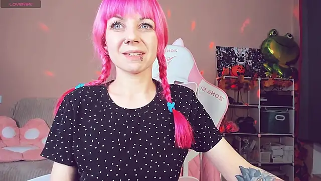 AmyRose6969 online show from October 2025 08:33:01 PM