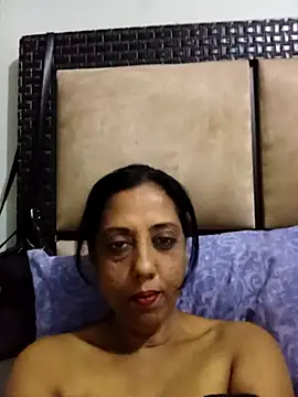 Snapshot of Mahi4luv chatting on October 2025 10:51:02 PM Mahi4luv online show from October 2025 10:51:02 PM