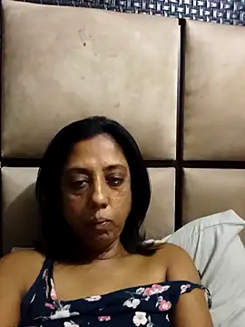 Mahi4luv online show from March 2026 10:45:01 PM