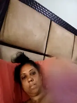 Mahi4luv online show from February 2026 02:13:02 PM