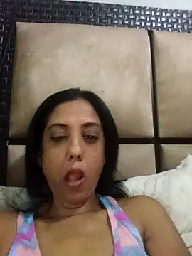 Mahi4luv online show from April 2026 10:56:01 PM