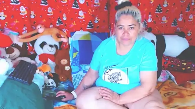 Snapshot of estrellita_fugaz16x chatting on December 2025 03:28:02 AM estrellita fugaz16x online show from December 2025 03:28:02 AM