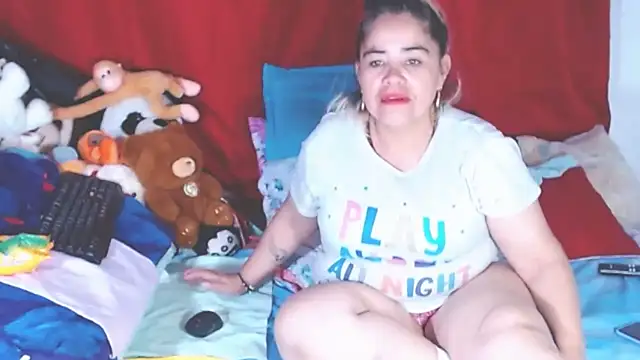 Snapshot of estrellita_fugaz16x chatting on October 2025 03:17:02 AM estrellita fugaz16x online show from October 2025 03:17:02 AM