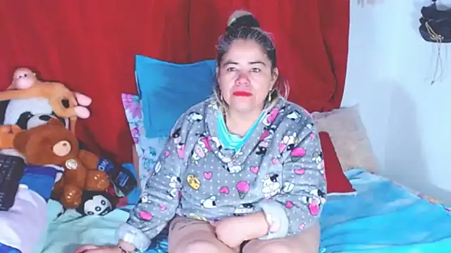 Snapshot of estrellita_fugaz16x chatting on October 2025 05:04:02 AM estrellita fugaz16x online show from October 2025 05:04:02 AM