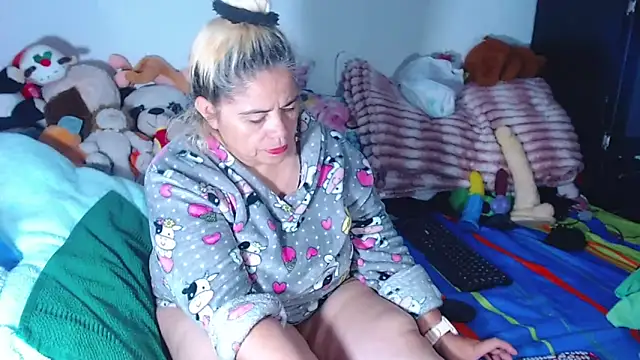 estrellita fugaz16x online show from June 2026 04:09:02 AM