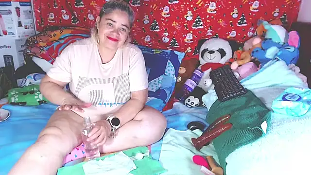 Snapshot of estrellita_fugaz16x chatting on February 2026 04:24:02 AM estrellita fugaz16x online show from February 2026 04:24:02 AM