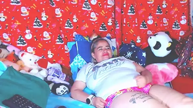 Snapshot of estrellita_fugaz16x chatting on February 2026 03:28:02 AM estrellita fugaz16x online show from February 2026 03:28:02 AM