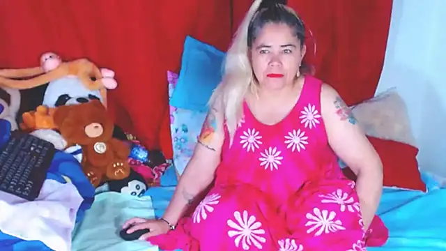 Snapshot of estrellita_fugaz16x chatting on November 2025 02:59:01 AM estrellita fugaz16x online show from November 2025 02:59:01 AM