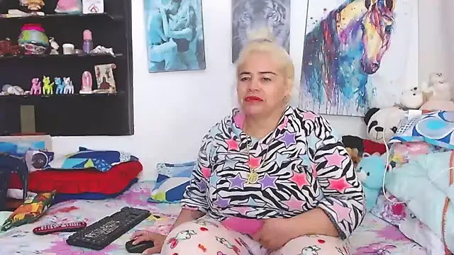 Snapshot of estrellita_fugaz16x chatting on March 2025 03:30:02 AM estrellita fugaz16x online show from March 2025 03:30:02 AM