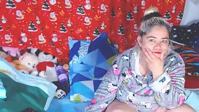 Snapshot of estrellita_fugaz16x chatting on February 2026 08:41:01 AM estrellita fugaz16x online show from February 2026 08:41:01 AM