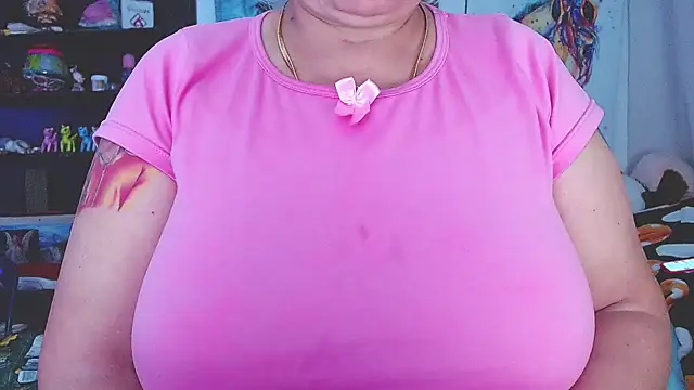 Snapshot of estrellita_fugaz16x chatting on March 2025 03:22:01 AM estrellita fugaz16x online show from March 2025 03:22:01 AM
