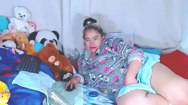 Snapshot of estrellita_fugaz16x chatting on September 2025 03:32:02 AM estrellita fugaz16x online show from September 2025 03:32:02 AM