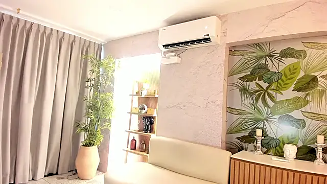 Maddysex  online show from May 2026 11:42:01 AM
