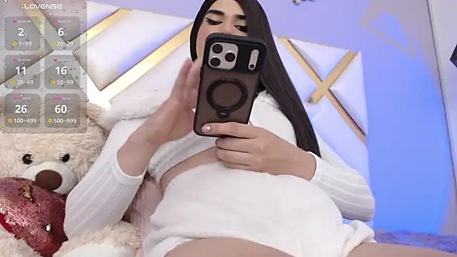 BeckyAnders online show from November 2025 04:45:02 PM