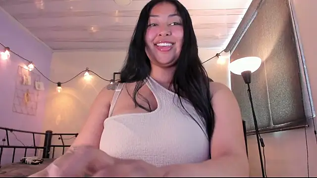 Snapshot of Pocahontas_power chatting on September 2025 05:52:02 PM Pocahontas power online show from September 2025 05:52:02 PM