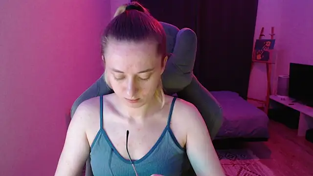 AnabelFrel online show from November 2025 01:17:01 AM