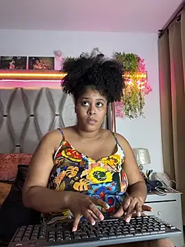 Snapshot of africa_xxx chatting on February 2025 05:03:01 AM africa xxx online show from February 2025 05:03:01 AM