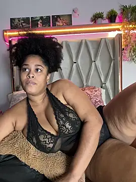 Snapshot of africa_xxx chatting on January 2025 01:33:01 AM africa xxx online show from January 2025 01:33:01 AM