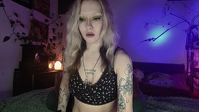 olivecum online show from November 2025 01:15:02 PM