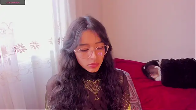 aluna 0310 online show from December 2024 09:51:02 PM