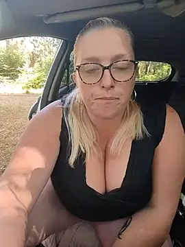 winniess40 online show from June 2026 03:20:02 PM