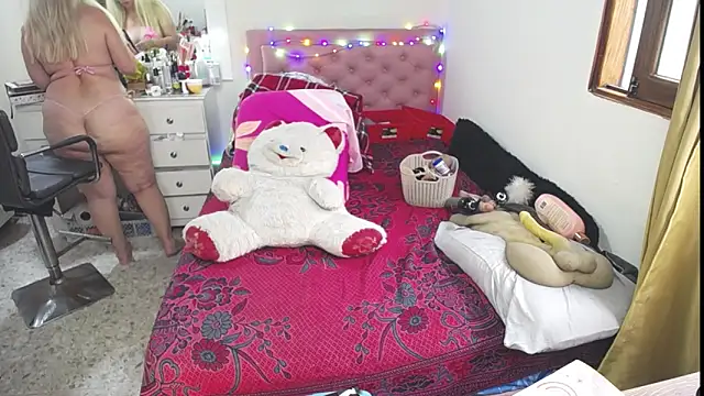 lucy belle bm online show from October 2025 09:15:02 PM