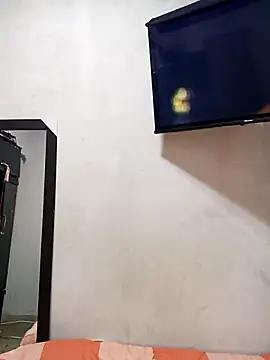 thaimy  online show from October 2025 12:01:02 AM