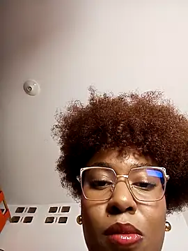 thaimy  online show from April 2026 02:46:01 AM