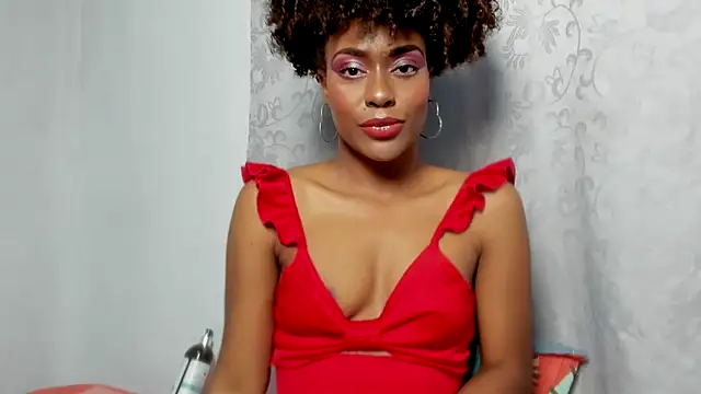 thaimy  online show from November 2025 02:04:01 AM