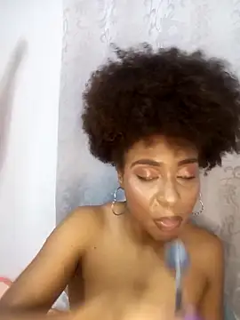 thaimy  online show from October 2025 11:35:02 PM