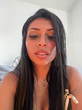 Snapshot of sweetAli_ chatting on February 2025 04:43:02 PM sweetAli online show from February 2025 04:43:02 PM