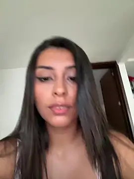 Snapshot of sweetAli_ chatting on May 2026 10:30:02 PM sweetAli online show from May 2026 10:30:02 PM