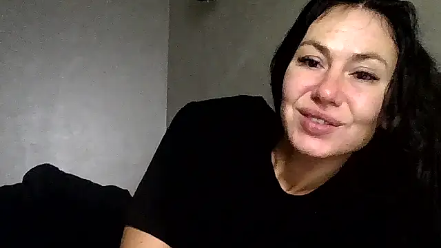 JulianaGold1 online show from November 2025 08:13:02 PM