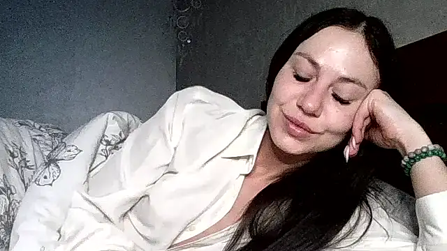 JulianaGold1 online show from February 2026 05:37:01 AM