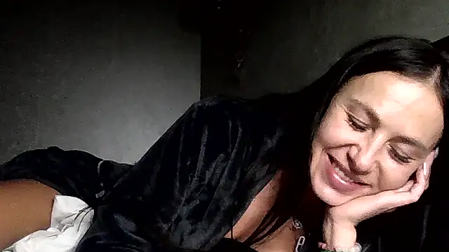 JulianaGold1 online show from June 2026 08:03:02 PM