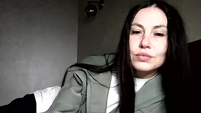 JulianaGold1 online show from February 2026 09:25:02 PM