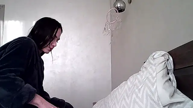 JulianaGold1 online show from March 2026 03:28:01 PM