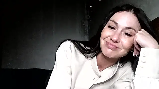 Snapshot of JulianaGold1 chatting on May 2026 06:38:01 PM JulianaGold1 online show from May 2026 06:38:01 PM