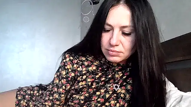 JulianaGold1 online show from February 2026 06:45:02 AM