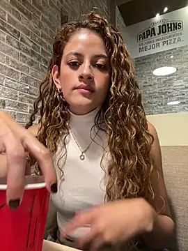 alana15 online show from February 2025 09:36:01 PM