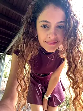 alana15 online show from September 2025 03:18:01 PM