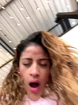 Snapshot of alana15 chatting on October 2025 09:36:01 PM alana15 online show from October 2025 09:36:01 PM