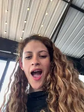 alana15 online show from February 2025 09:38:02 PM