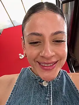 alana15 online show from March 2026 09:20:01 PM