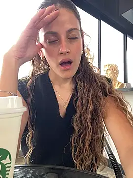 alana15 online show from February 2025 07:59:01 PM