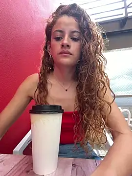 alana15 online show from May 2026 09:30:02 PM